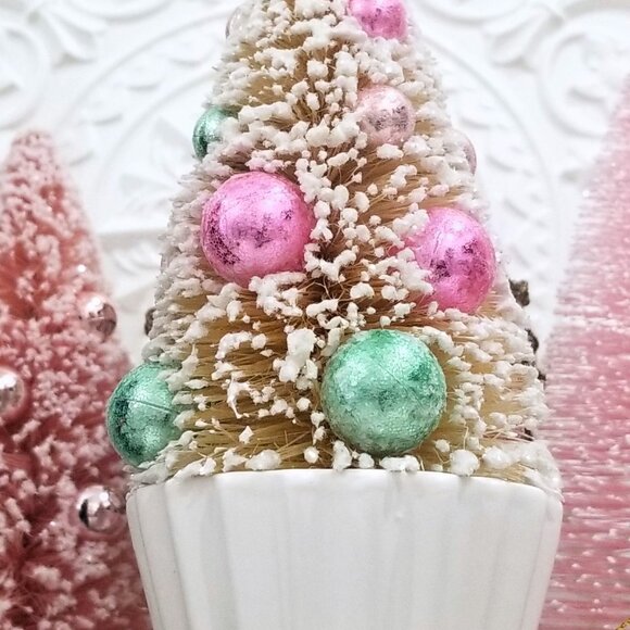 Vintage Style Pastel Bottle Brush Cupcake Tree Pink Green - Bakery Candy Shabby - Picture 2 of 3